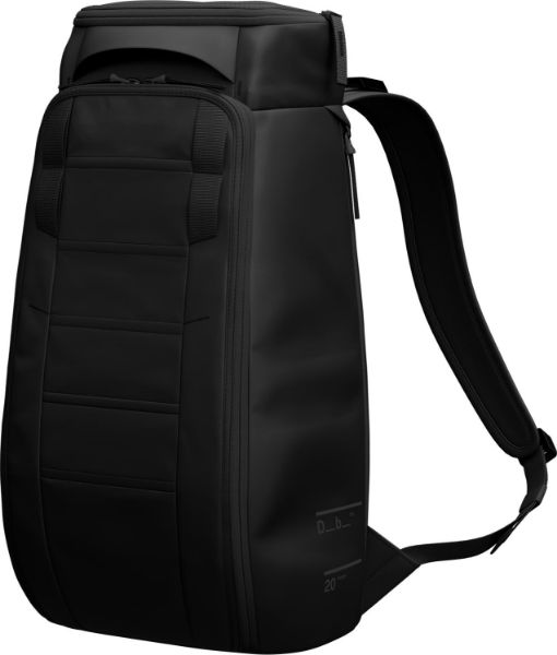 Db Hugger Backpack 20L Black Out 