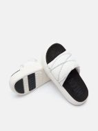 Moon Boot Icon Slide White